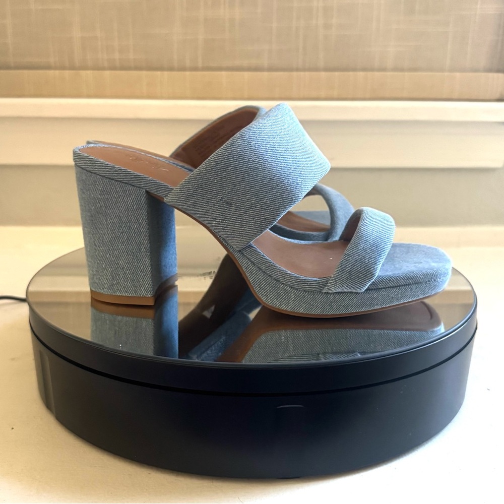 NWOT Elegant Blue Denim Block Heel Mules